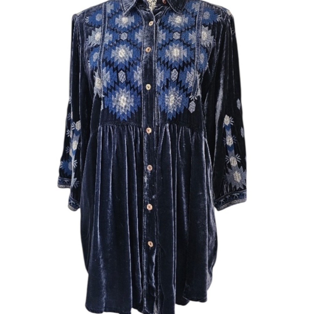 Johnny Was heavily embroidered velvet Naomi smoked shirt/jacket NWT - Picture 9 of 16
